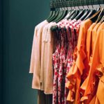 Одежда в магазине