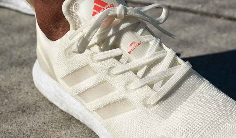 Кроссовки Adidas из пластика
